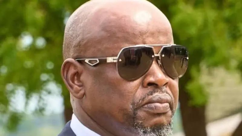 ما هو سبب إقالة نائب رئيس جنوب السودان؟