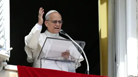 related_news_inside_blogsبابا الفاتيكان يدعو إلى وقف العنف في الشرق الأوسط