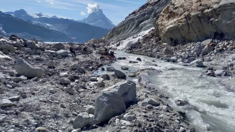 الكارثة القادمة.. دراسة صادمة عن انهيارات الجليد
