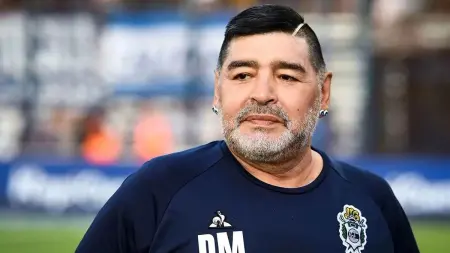 related_news_inside_blogsطبيب مارادونا أمام المحكمة: براءتي مؤكدة والوفاة كانت نتيجة طبيعية لأزمة قلبية