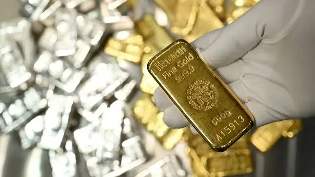 سعر مثقال الذهب اليوم في العراق عيار 21 نحو 160,613 دينارًا (رويترز) سعر مثقال الذهب اليوم في العراق عيار 21 نحو 160,613 دينارًا (رويترز)