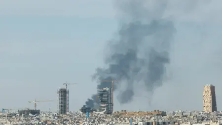 related_news_inside_blogsالسعودية تسقط 38 مسيرة في أكبر تهديد جوي منذ بدء التصعيد