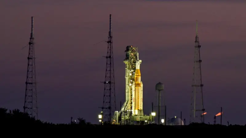 انتكاسة تقنية تعرقل موعد انطلاق صاروخ "ناسا" نحو القمر