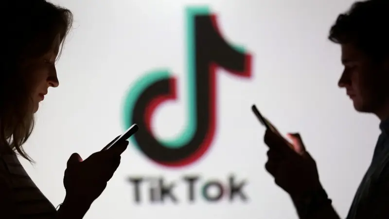بالذكاء الاصطناعي.. "تيك توك" يحظر حسابات دون 13 عاما في أوروبا