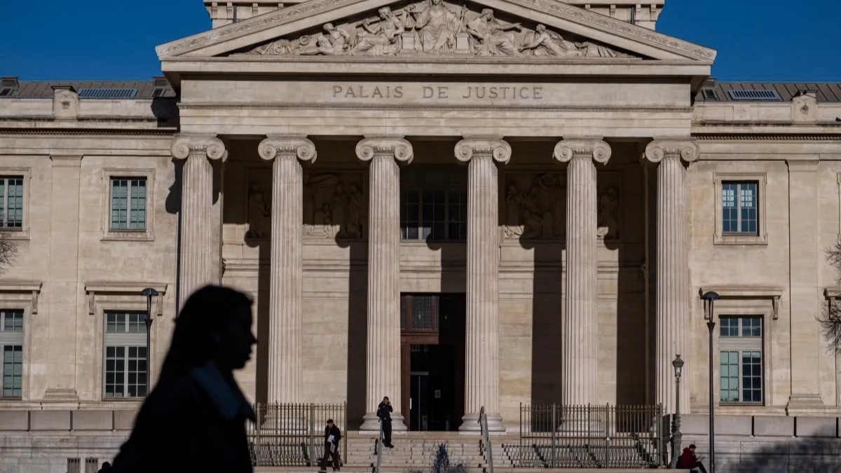 10 سنوات سجنا لفرنسية عائدة من مخيمات "داعش".. هذه قصتها 