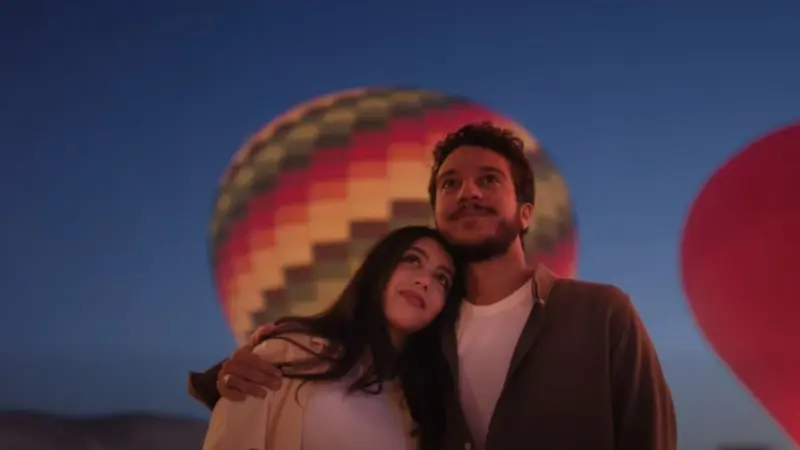 فيديو - دويتو جديد يجمع تامر حسني وياسمينا العبد.. ما علاقته بفيلم ولا كان عالبال؟