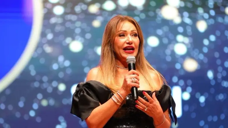 ليلى علوي أمام النيابة العامة بتهمة التنمر.. ما القصة؟