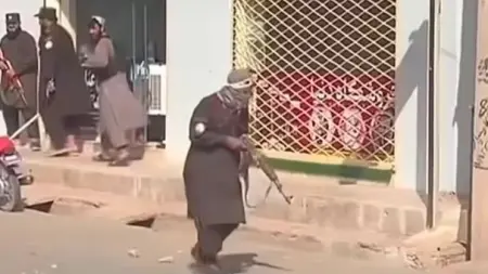 فيديو - أفغانستان تقمع النساء.. عنف في احتجاجات ضد "قواعد اللباس"