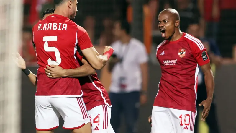 تفاصيل انتقال بيرسي تاو من الأهلي المصري إلى قطر القطري