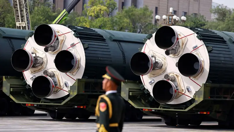 واشنطن تتهم بكين باختبار نووي.. ترامب يهدد والكرملين يعلق