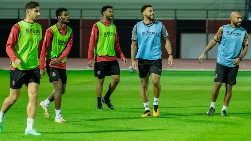 القنوات الناقلة لمباراة الرياض اليوم ضد أبها مع موعد المباراة والتشكيلة.. قمّة حاسمة من أجل البقاء