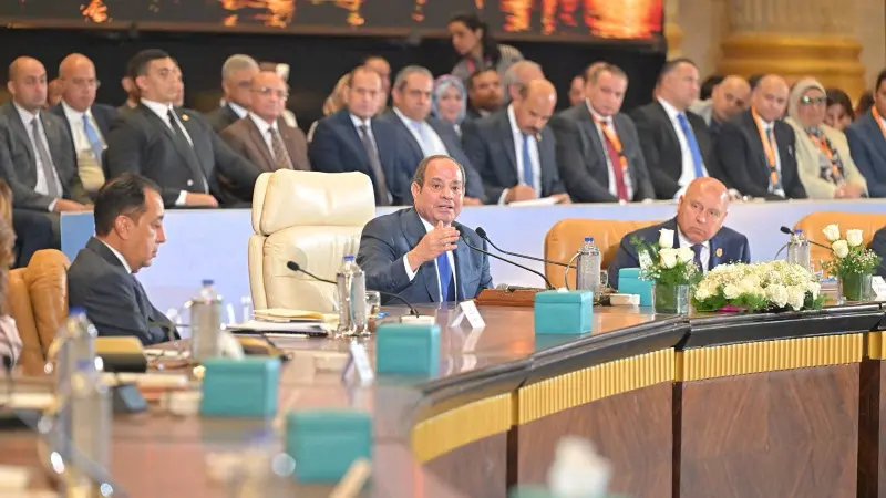 السيسي: الجهد العسكري المصري للدفاع عن السعودية ولن نهاجم اليمن