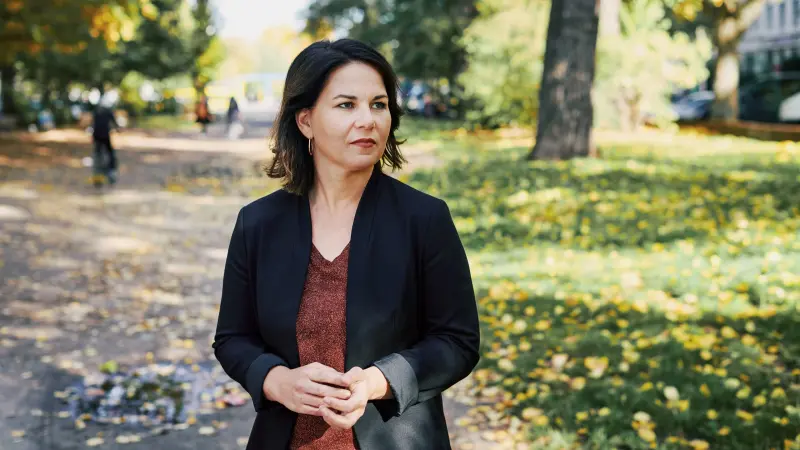 طلاق وزيرة الخارجية الألمانية يتصدر الترند.. ما القصة؟