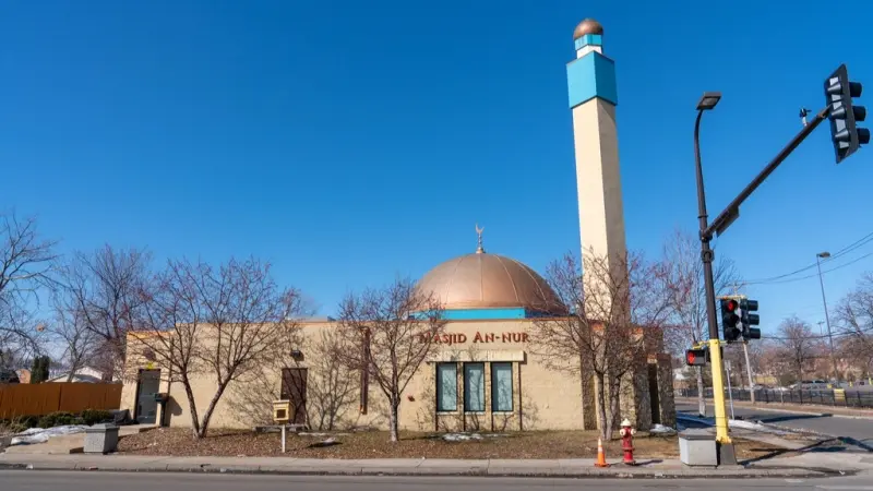 لأول مرة.. مدينة أميركية تسمح برفع الأذان في مكبرات الصوت طوال اليوم