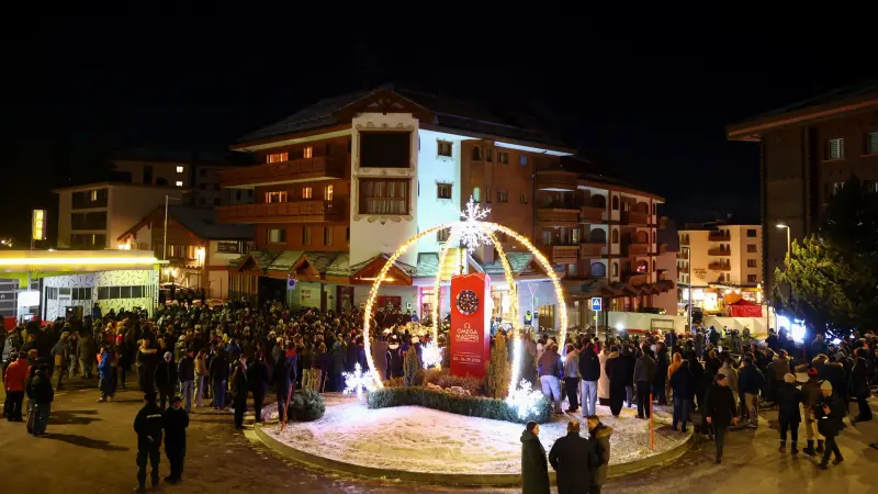 فيديو - مهمة أليمة أمام شرطة سويسرا للتعرف على ضحايا الحريق