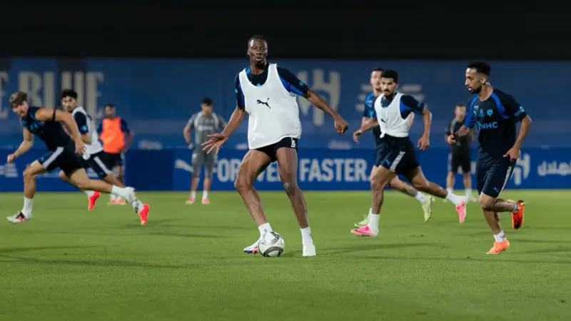 تشكيلة الهلال اليوم أمام الخليج.. من يقود الزعيم؟