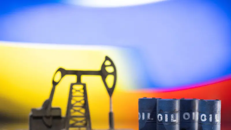 عودة حذرة لصادرات النفط من "أوست لوجا" الروسي