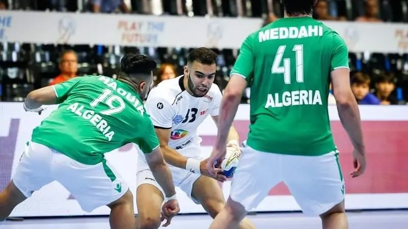 القنوات الناقلة لمباراة تونس وكينيا فى بطولة إفريقيا لكرة اليد 2024.. نسور قرطاج نحو استعادة اللقب