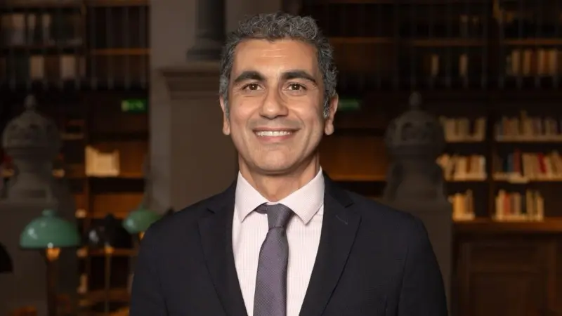 فرنسا تفتح تحقيقا مع دبلوماسي تواصل مع إبستين