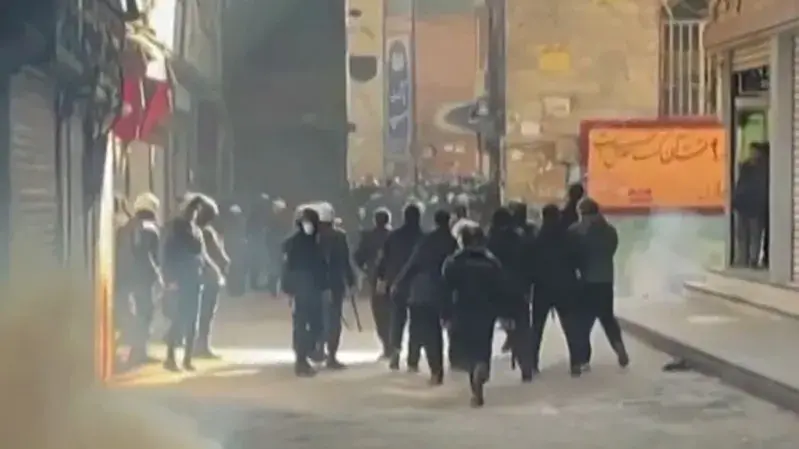 تقرير: احتجاجات إيران.. الطبقة السياسية عاجزة هذه المرة