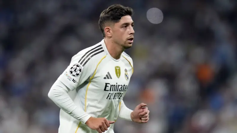 ريال مدريد يحبط محاولات الأهلي السعودي لضم فيدي فالفيردي
