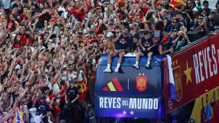 related_news_inside_blogsكأس العالم 2026 - فيديو وصور: مدريد تحتفي بمنتخب إسبانيا بطل المونديال في موكب تاريخي