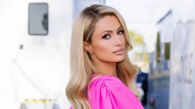 فيديو - احتراق منزل باريس هيلتون في ماليبو: "قلبي محطم"