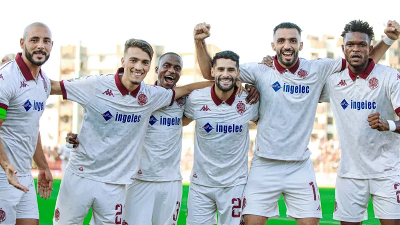 ترتيب الدوري المغربي.. صدارة ودادية وتعثر الرجاء في حضور الركراكي