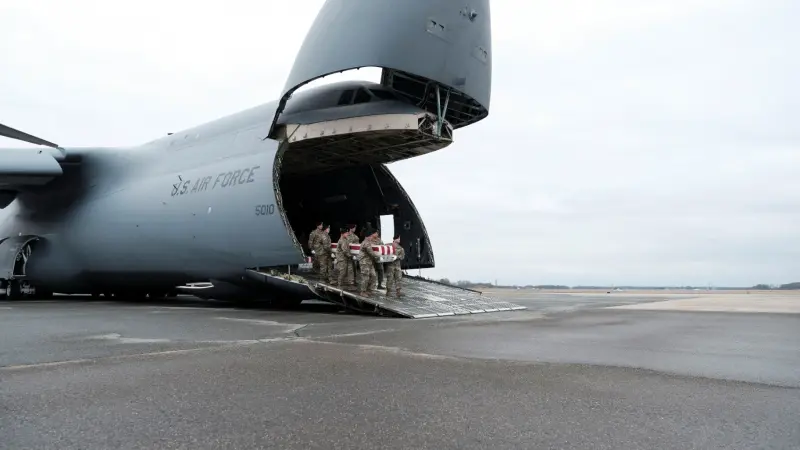 تقرير: القاعدة الأميركية التي قصفت في الأردن تفتقر للدفاع الجوي