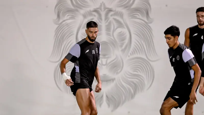 القنوات الناقلة لمباراة الشباب ضد الرياض اليوم في دوري روشن السعودي مع الموعد والتشكيلة