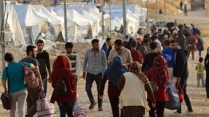 لبنان يسرّع عودة اللاجئين.. والساحل السوري يحرّك تدفّقا معاكساً