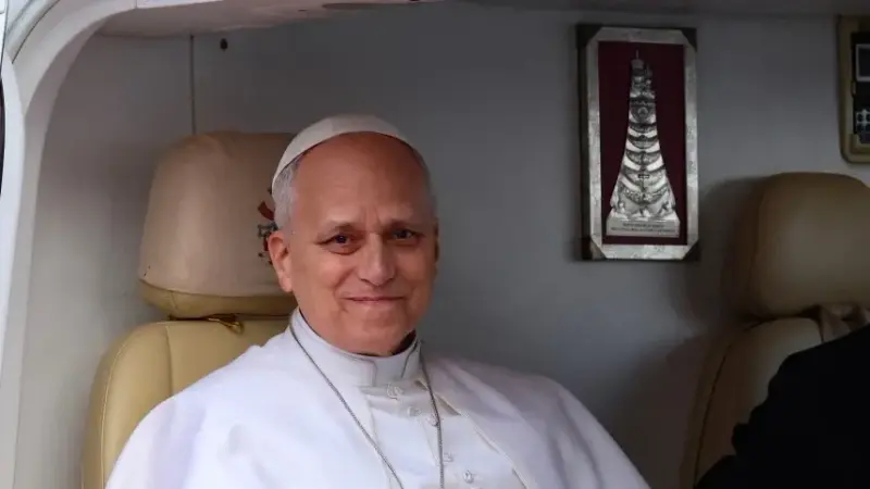 بابا الفاتيكان في نداء الفصح: أوقفوا حرب إيران