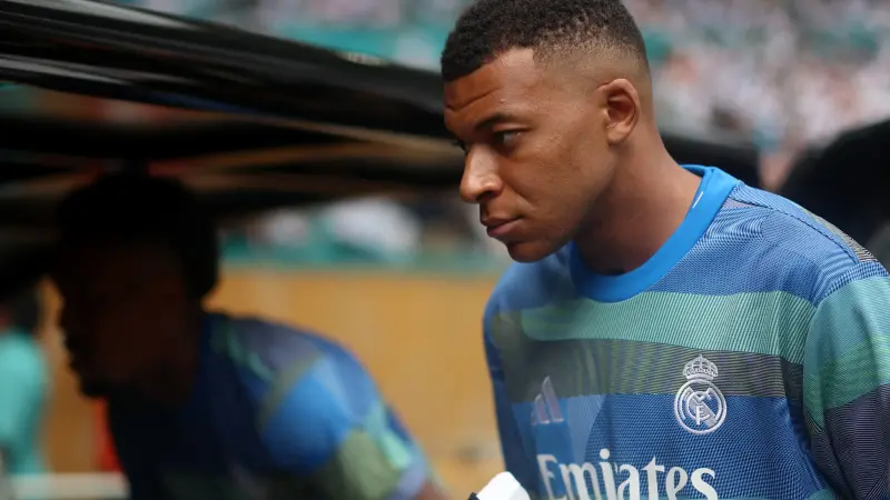 "الرياضيون يعانون من مشاكل نفسية".. تصريحات مبابي تثير الجدل