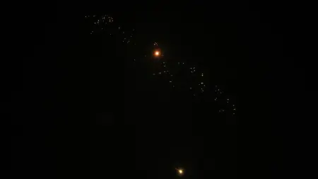 related_news_inside_blogsفيديو - انفجارات في سماء تل أبيب بسبب صواريخ إيرانية