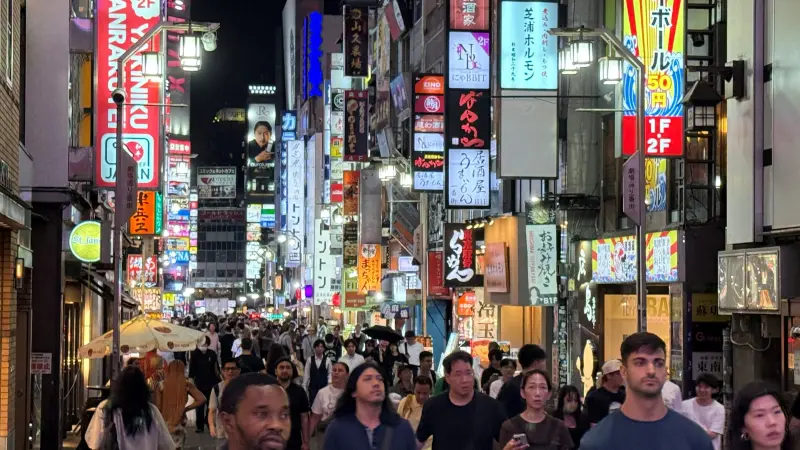 اليابان تضخ 135 مليار دولار لتحفيز الاقتصاد