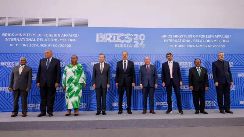 لافروف: توسع البريكس دليل على نظام عالمي جديد