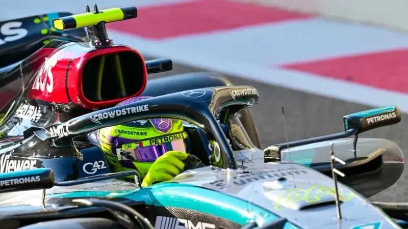 فورمولا 1.. فيراري تتلقى ضربة قوية قبل انضمام هاميلتون التاريخي