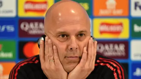 related_news_inside_blogsسلوت يكشف موقف غيابات ليفربول قبل مواجهة غلطة سراي