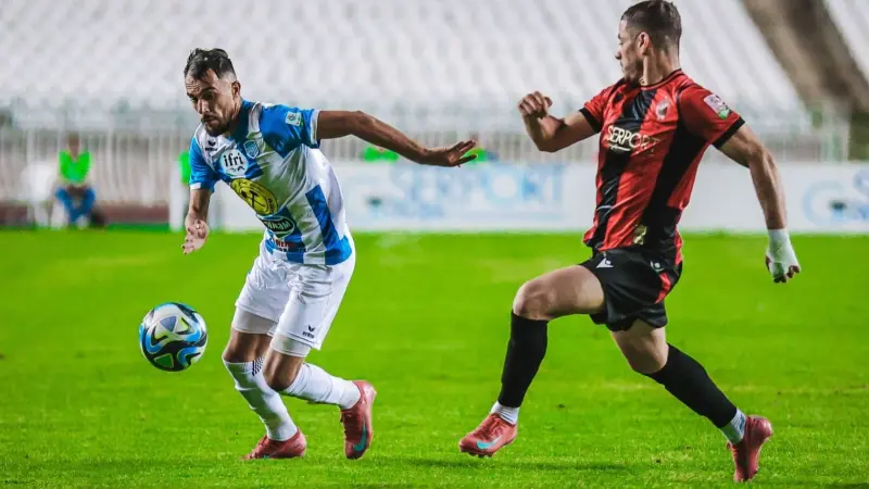 القنوات الناقلة لمباراة اتحاد العاصمة ضد اتحاد خنشلة في الدوري الجزائري مع الموعد والتشكيلة