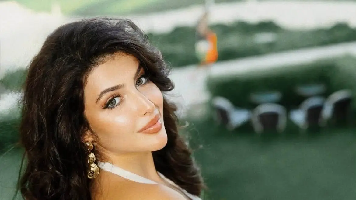 فيديو – تركت المنزل في الـ19.. سارة بركة تكشف ثمن التمسك بحلمها