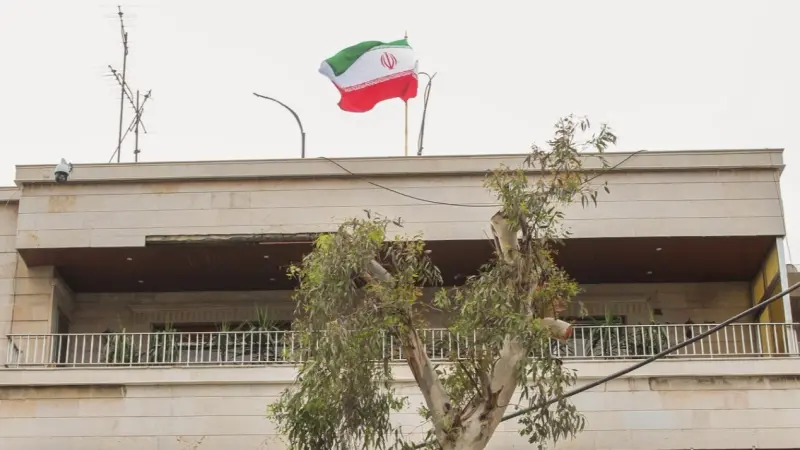 وكالة إيرانية تحذف منشورا عن إغلاق المجال الجوي فوق طهران وتنفي نشره