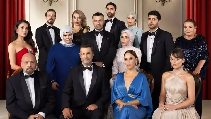 مواعيد عرض مسلسل شراب التوت.. دراما مثيرة للجدل بين النجاح والانسحابات