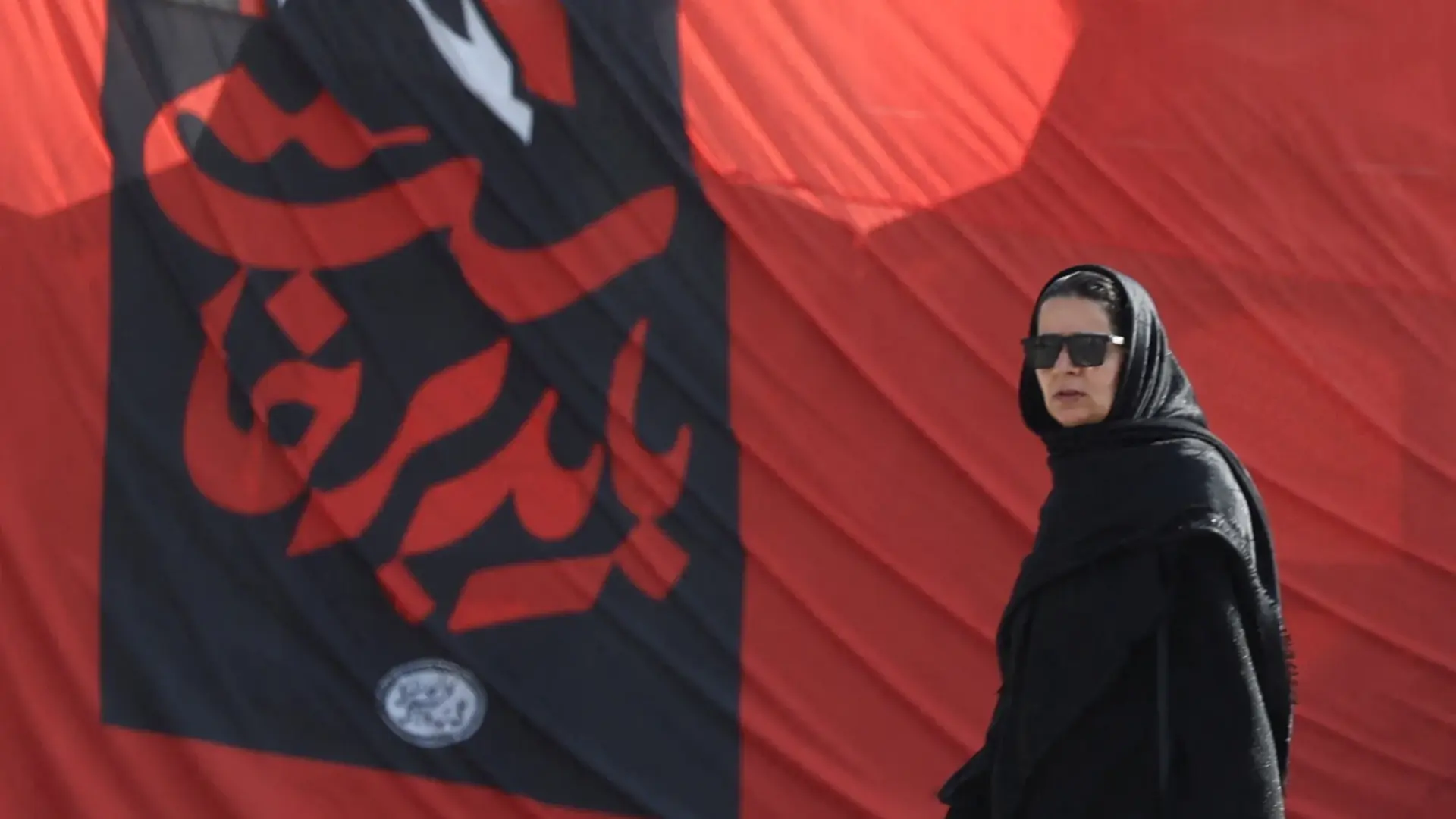 الصين دعت أميركا وإيران إلى إعادة المرور الآمن بمضيق هرمز (رويترز) الصين دعت أميركا وإيران إلى إعادة المرور الآمن بمضيق هرمز (رويترز)