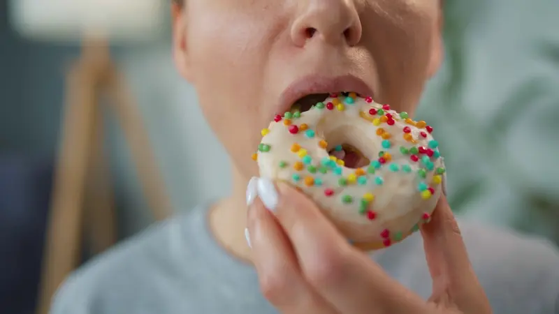 المحليات الصناعية ليست آمنة.. ما علاقتها بأمراض القلب؟