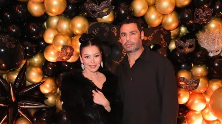 related_news_inside_blogsأزمة لقاء الخميسي ومحمد عبد المنصف.. هل عاد لزوجته الثانية؟