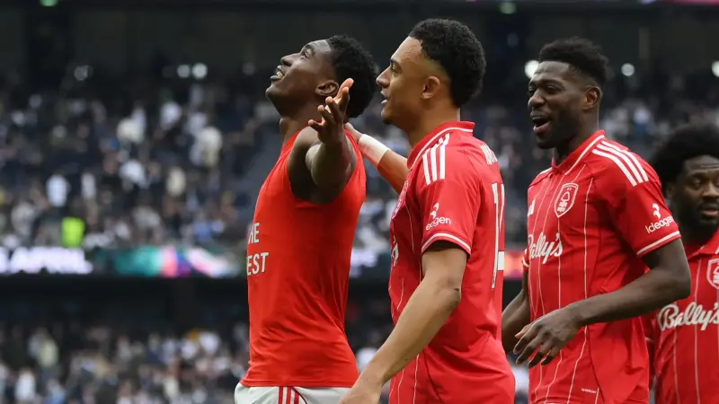 القنوات الناقلة لمباراة نوتينغهام فورست ضد بورتو اليوم في الدوري الأوروبي مع الموعد والتشكيلة