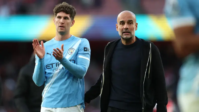 بعد بيرناردو سيلفا.. نجم آخر يقرر الرحيل عن مانشستر سيتي بنهاية الموسم
