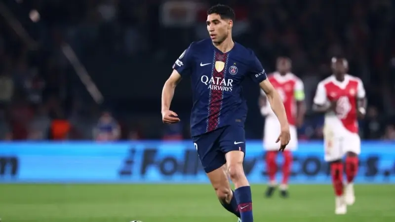 جماهير باريس سان جيرمان تدعم أشرف حكيمي في قضية الاغتصاب