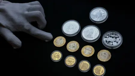 الفضة تحقق قرابة 93% رغم زلزال الخسائر الأخير.. ما القصة؟