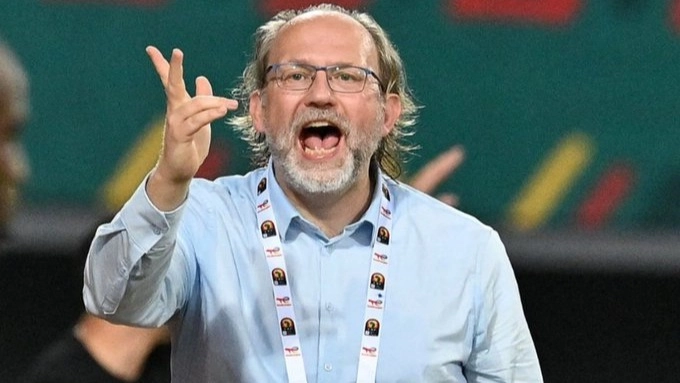 قبل مواجهة المغرب.. مدرب مالي غاضبًا ما السبب؟ 